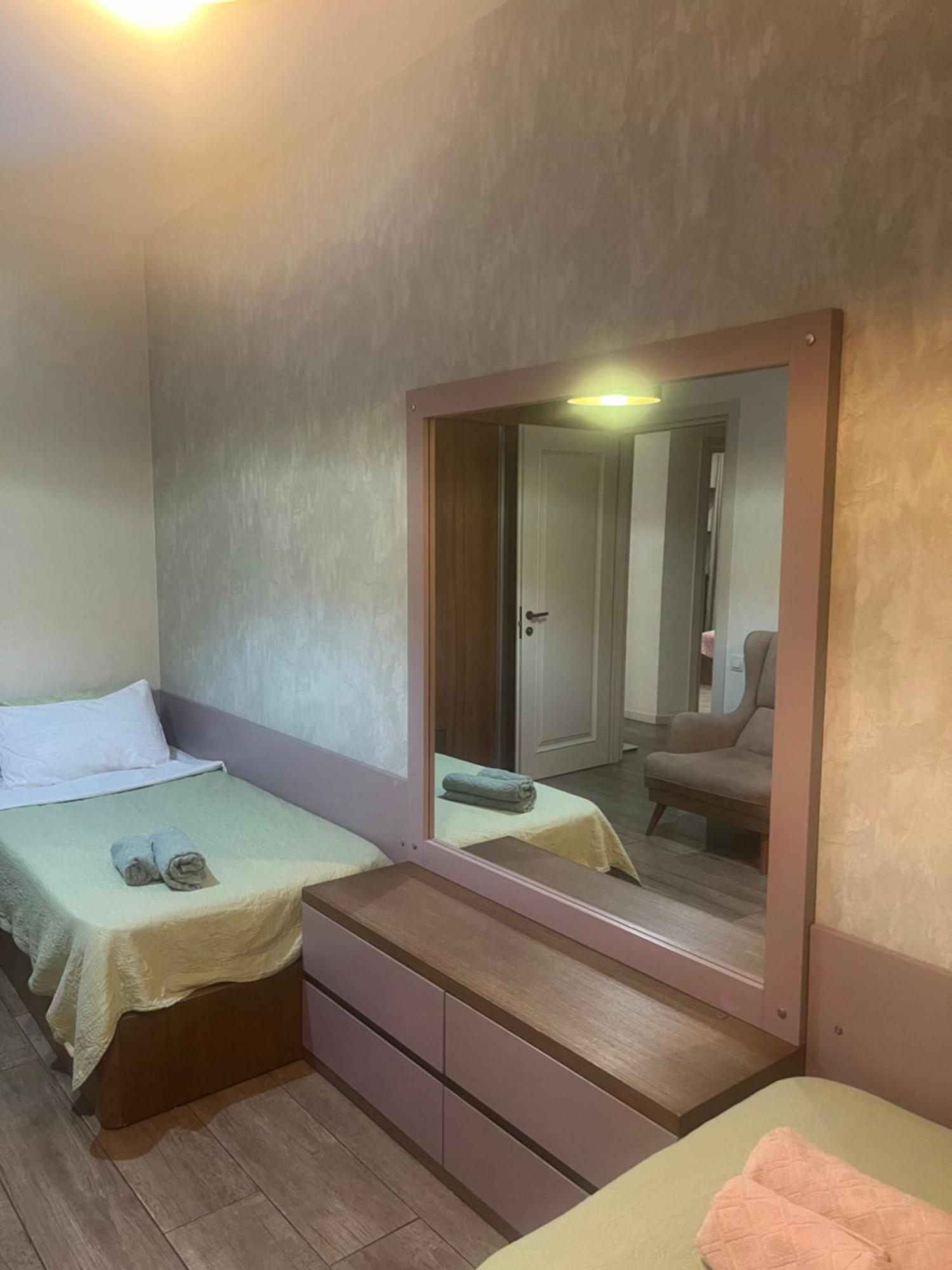 Panorama Khiliani Apartment Tbilisi Luaran gambar