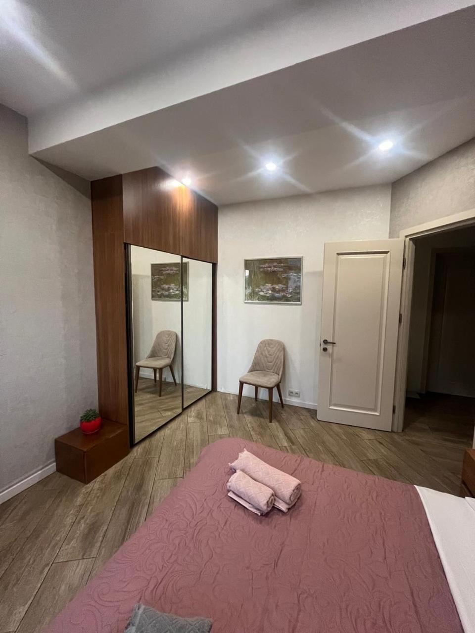 Panorama Khiliani Apartment Tbilisi Luaran gambar