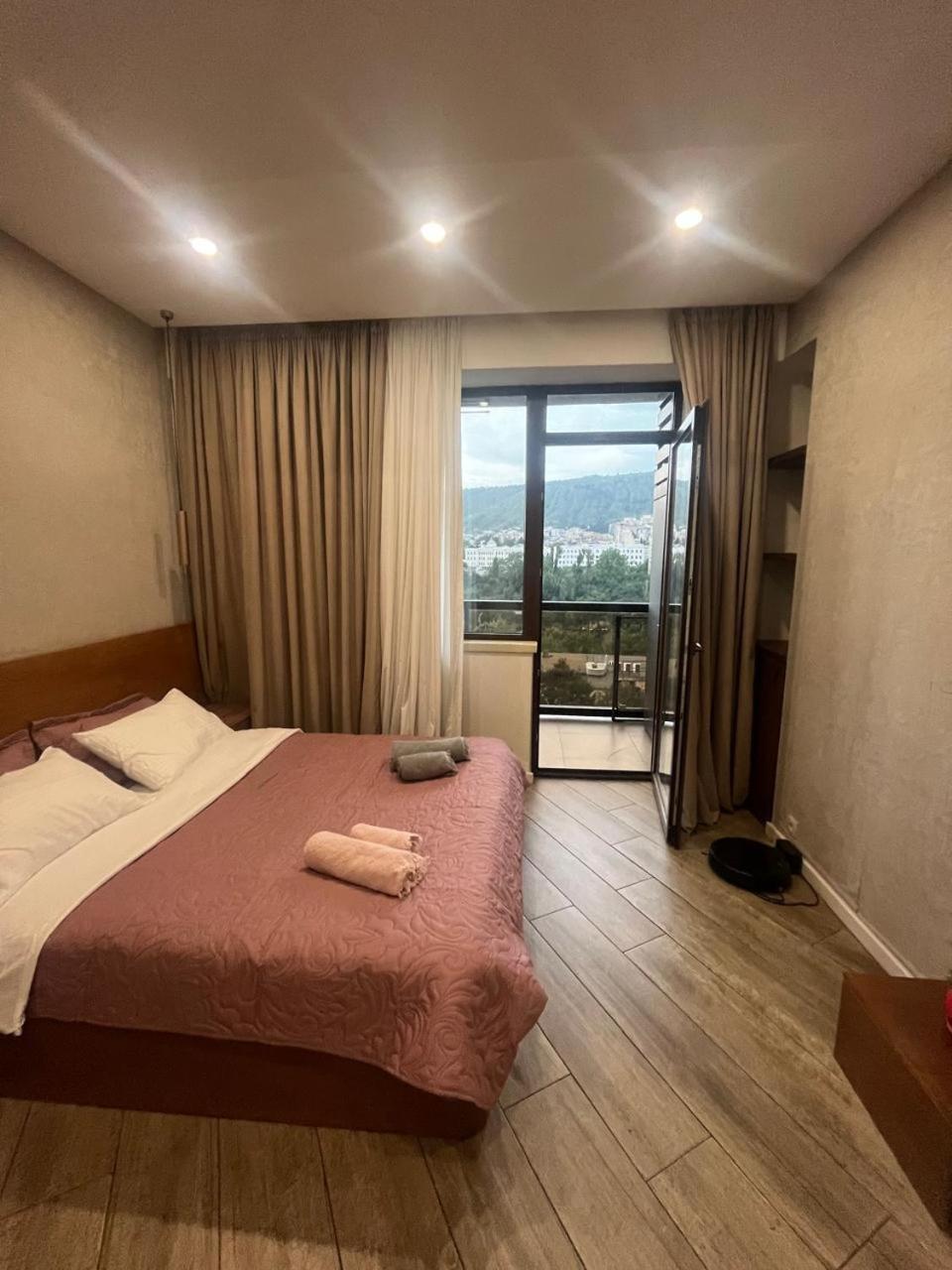 Panorama Khiliani Apartment Tbilisi Luaran gambar